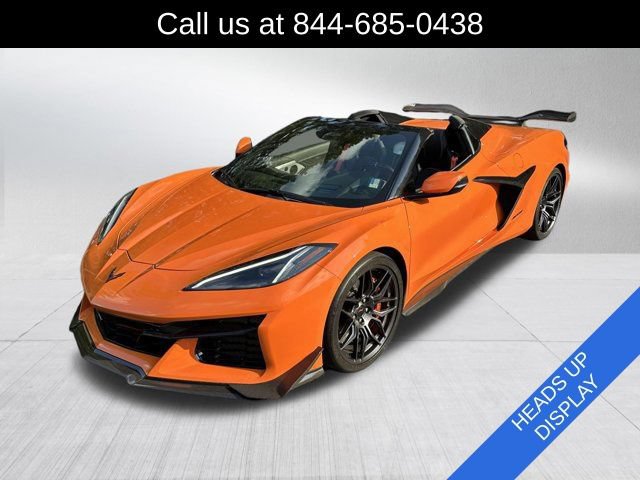 Used 2024 Chevrolet Corvette Z06 w/ Z07 Performance Package RWD image 3