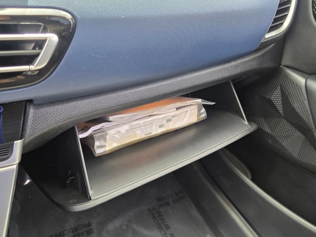 Used 2023 Kia Seltos S FWD image 14
