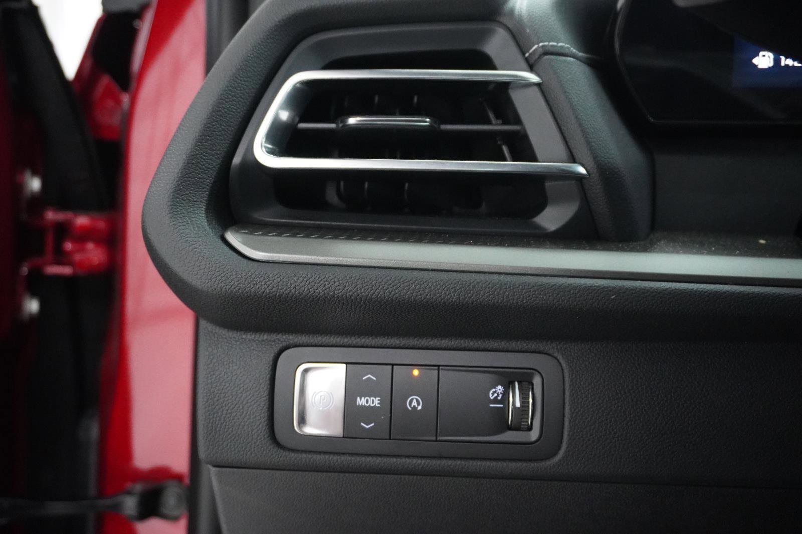 New 2026 Chevrolet Traverse LT w/ Sun and Wheel Package image 20