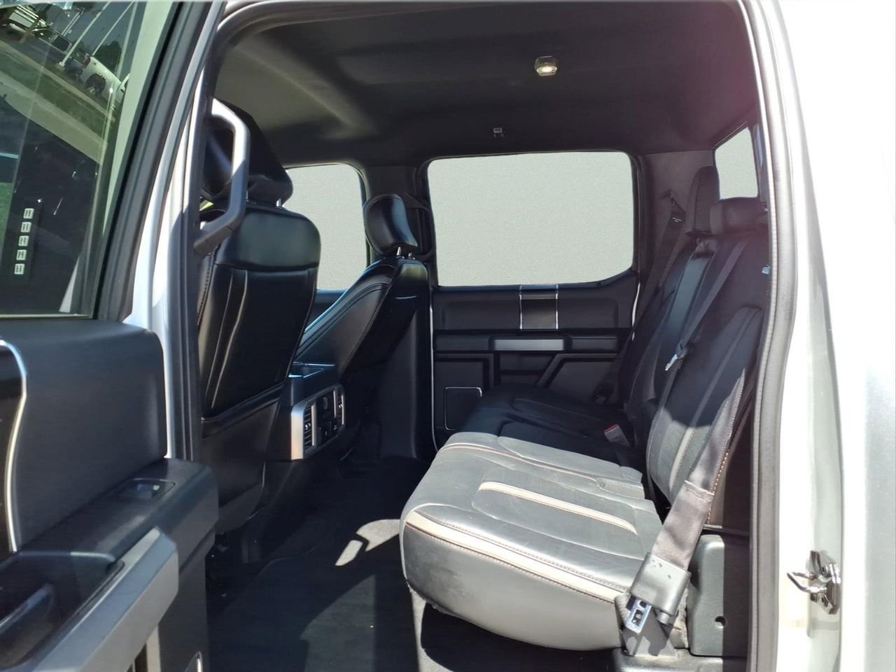 Used 2018 Ford F150 Platinum w/ Trailer Tow Package AWD/4WD image 10