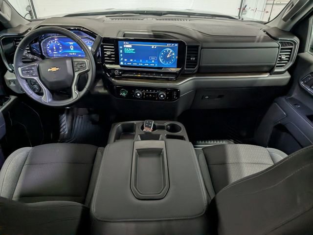 Used 2024 Chevrolet Silverado 1500 LT image 12