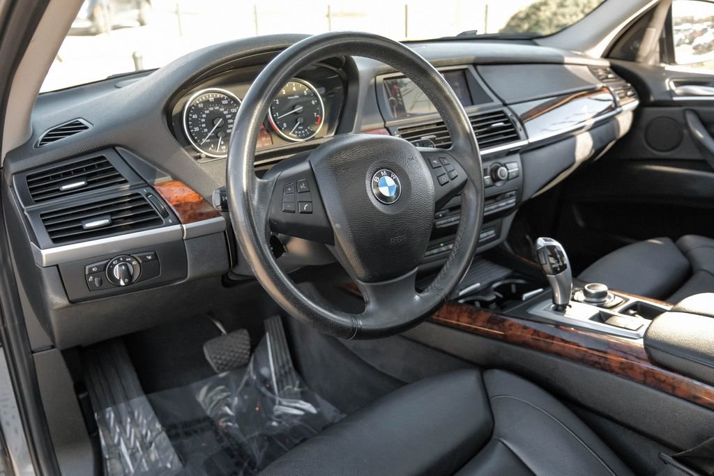 Used 2013 BMW X5 xDrive50i image 12