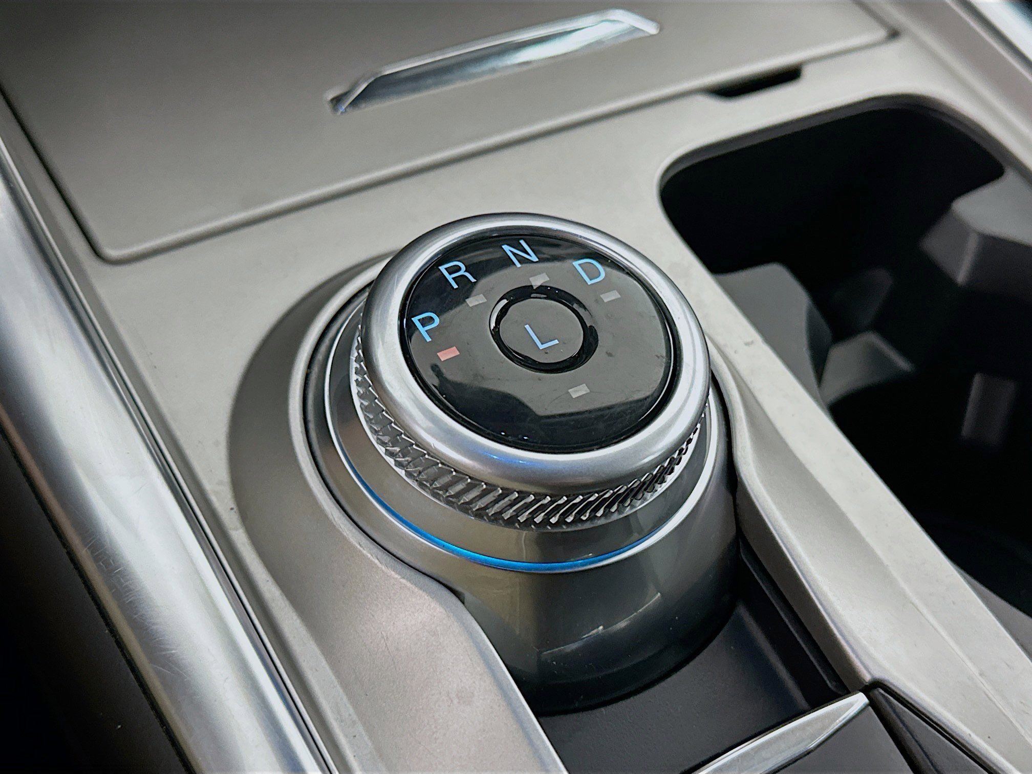 Used 2022 Ford Explorer XLT w/ Equipment Group 202A image 25