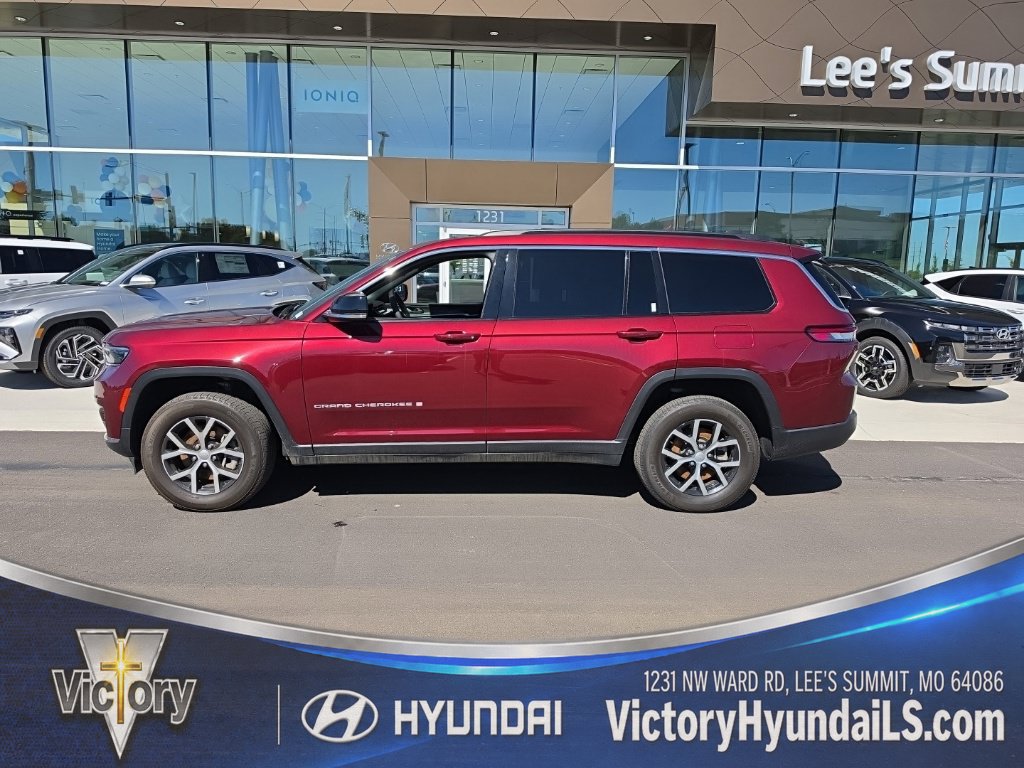 Used 2024 Jeep Grand Cherokee L Limited w/ Trailer Tow Package AWD/4WD image 2