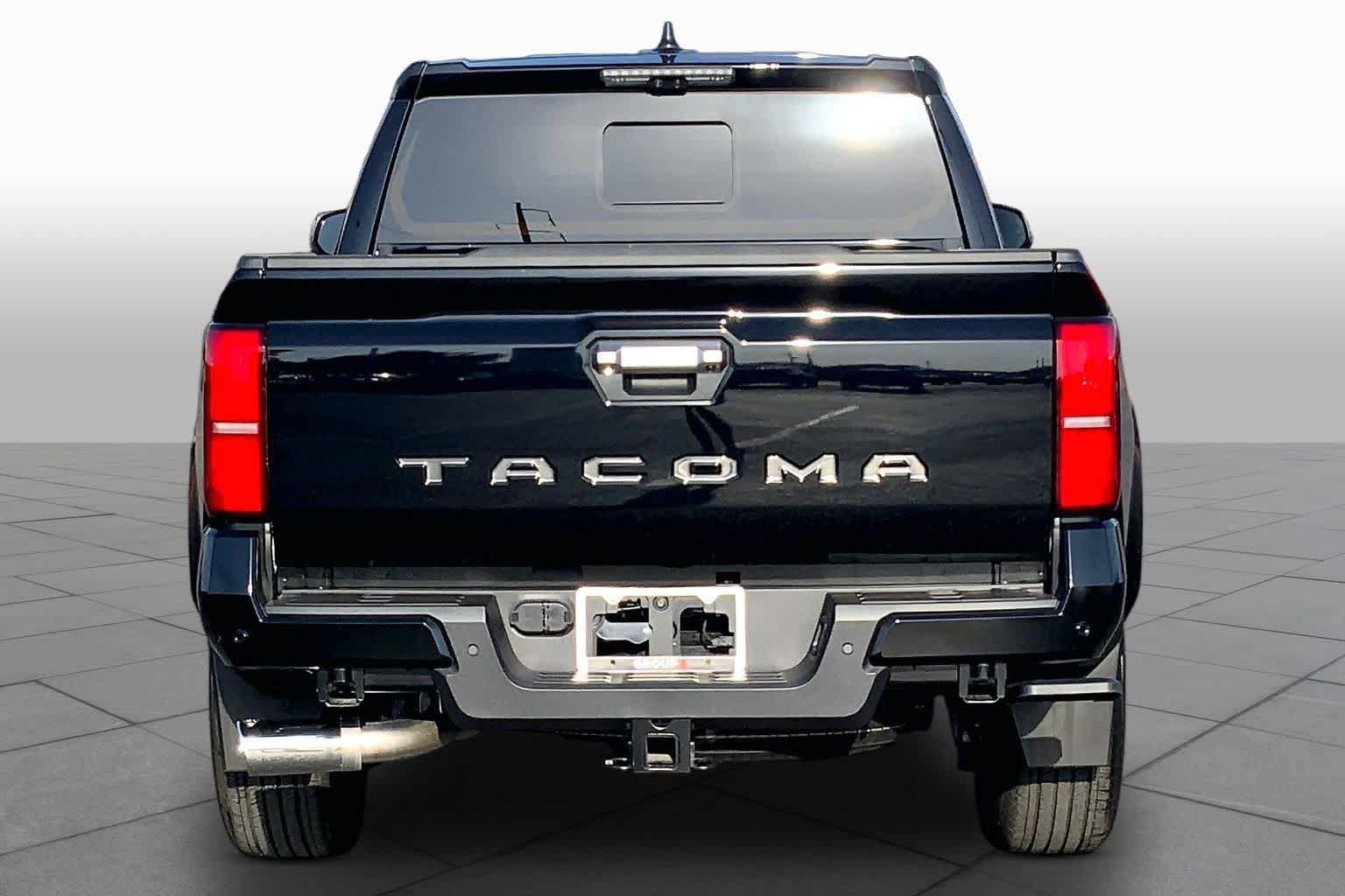 Used 2026 Toyota Tacoma Limited AWD/4WD image 5