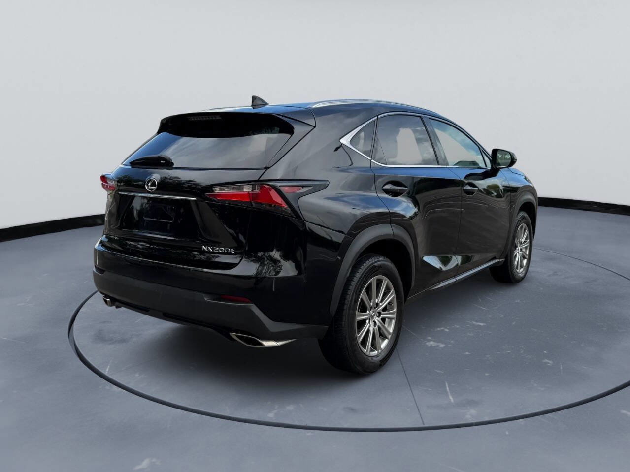 Used 2016 Lexus NX 200t FWD image 6