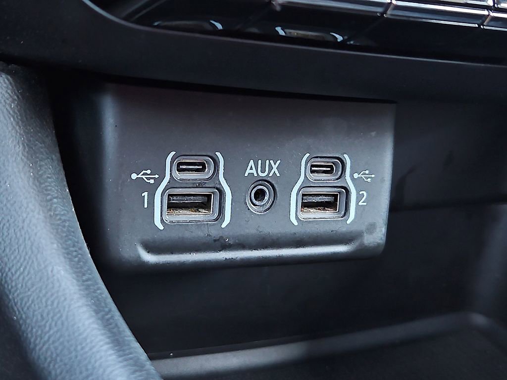 Used 2021 Dodge Durango GT image 26