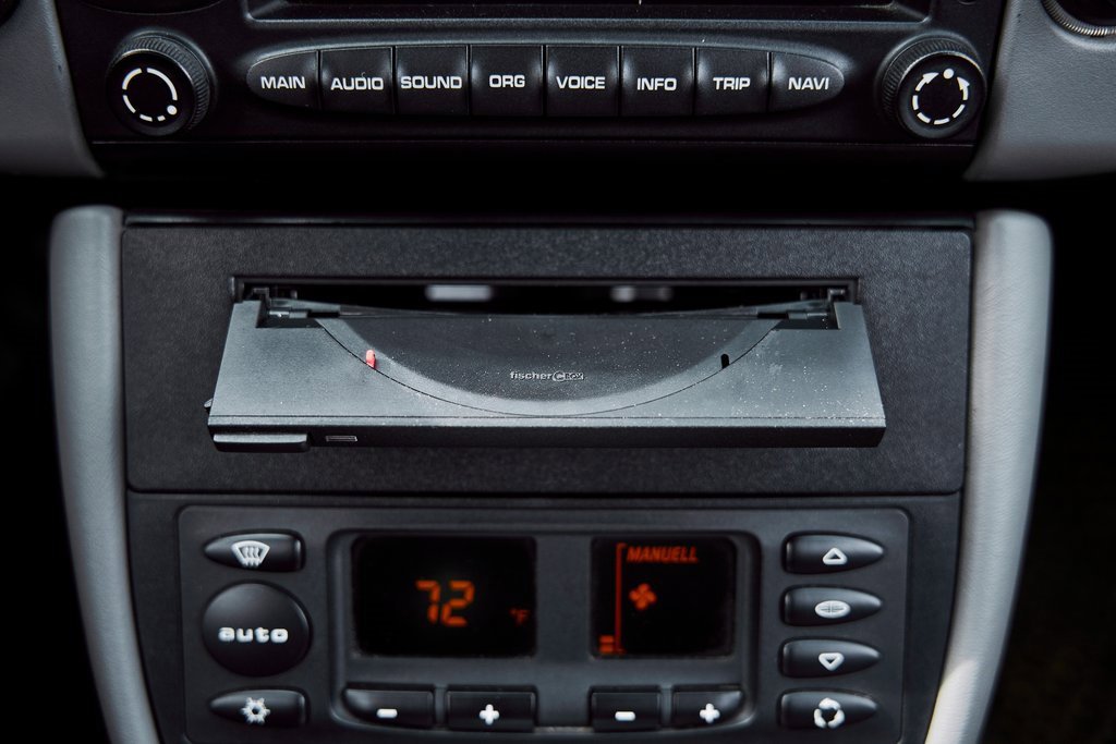 Used 2005 Porsche 911 Turbo image 74