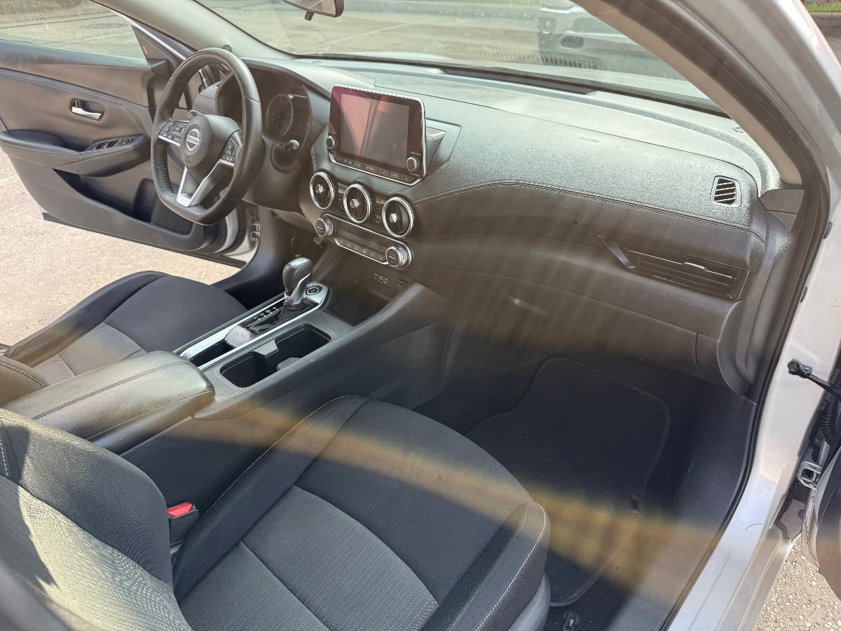 Used 2020 Nissan Sentra SV w/ Trunk Package FWD image 13