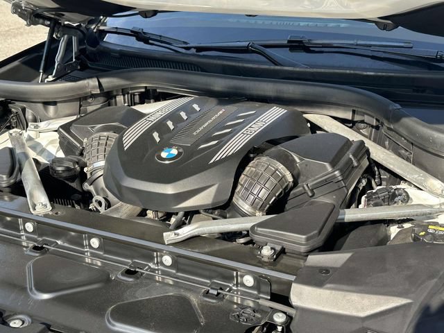 Used 2021 BMW X6 M50i w/ Executive Package AWD/4WD image 15