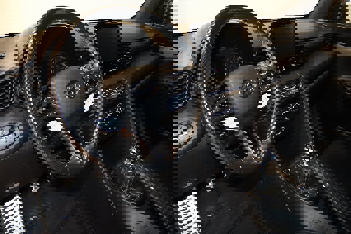 Used 2019 Hyundai Veloster N N w/ Performance Package image 29