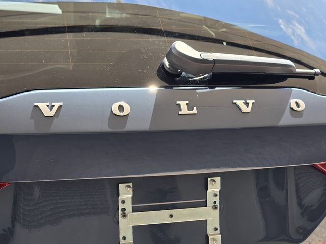 Certified 2025 Volvo V60 B5 Cross Country Plus image 10