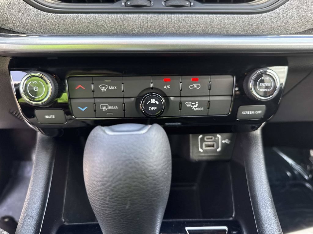 Used 2023 Jeep Compass Sport AWD/4WD image 26