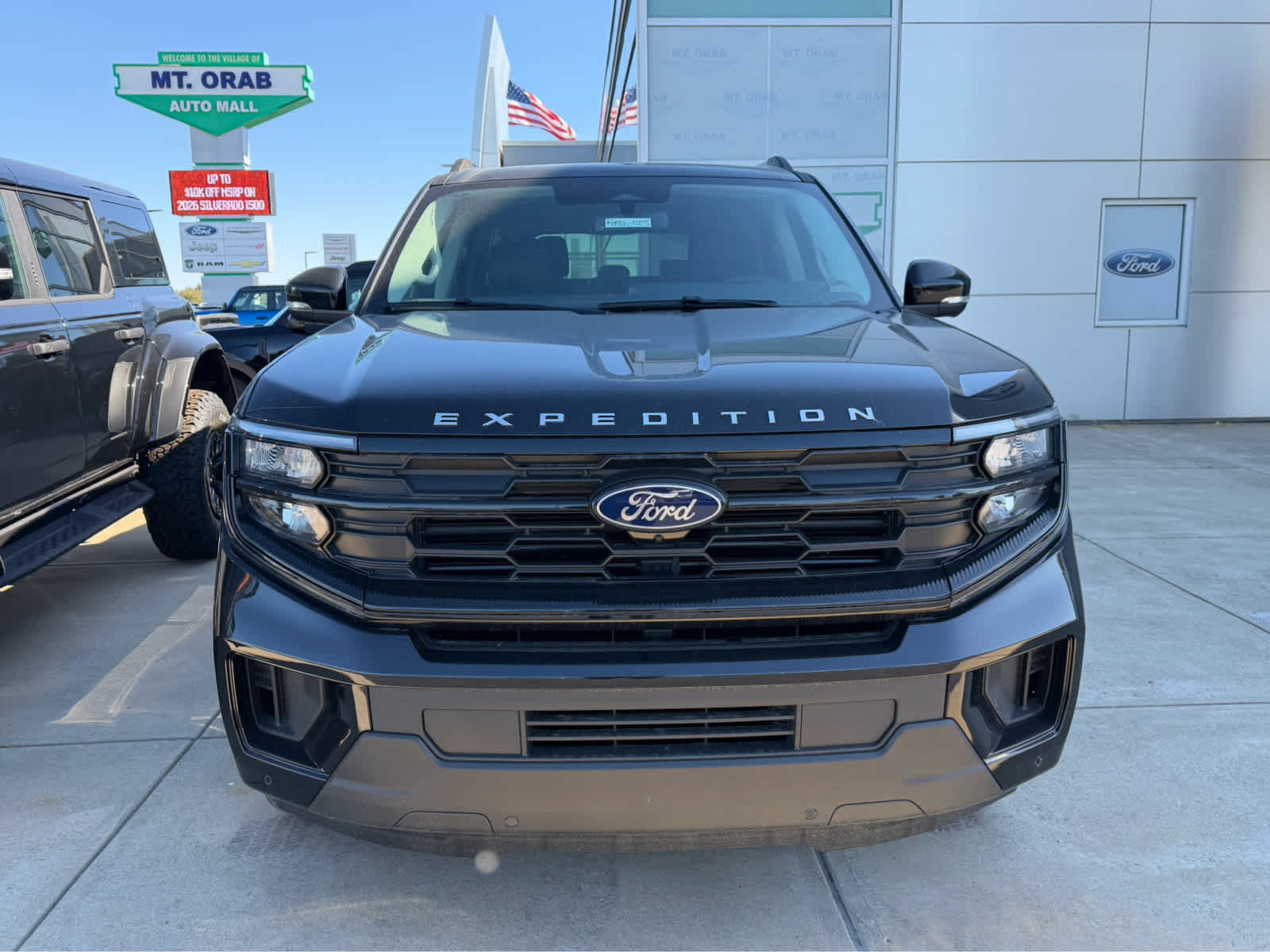 New 2026 Ford Expedition Max Active AWD/4WD image 5