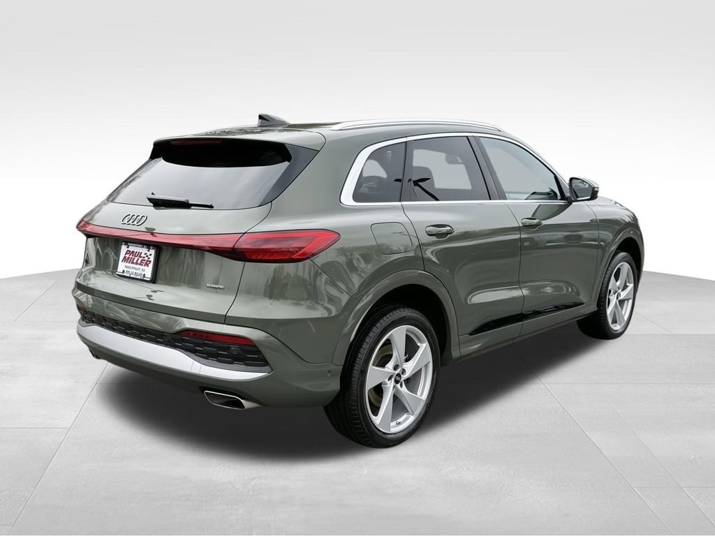 Used 2025 Audi Q5 Premium Plus w/ Premium Plus AWD/4WD image 9