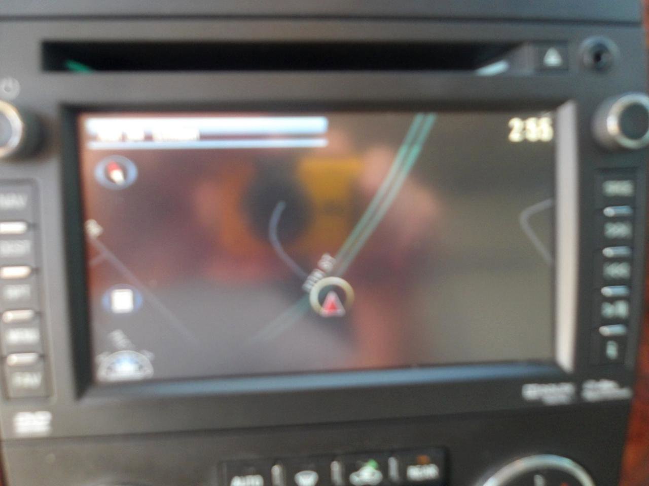 Used 2014 Chevrolet Suburban LT image 23