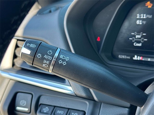 Used 2025 Cadillac CT4 Premium Luxury image 9