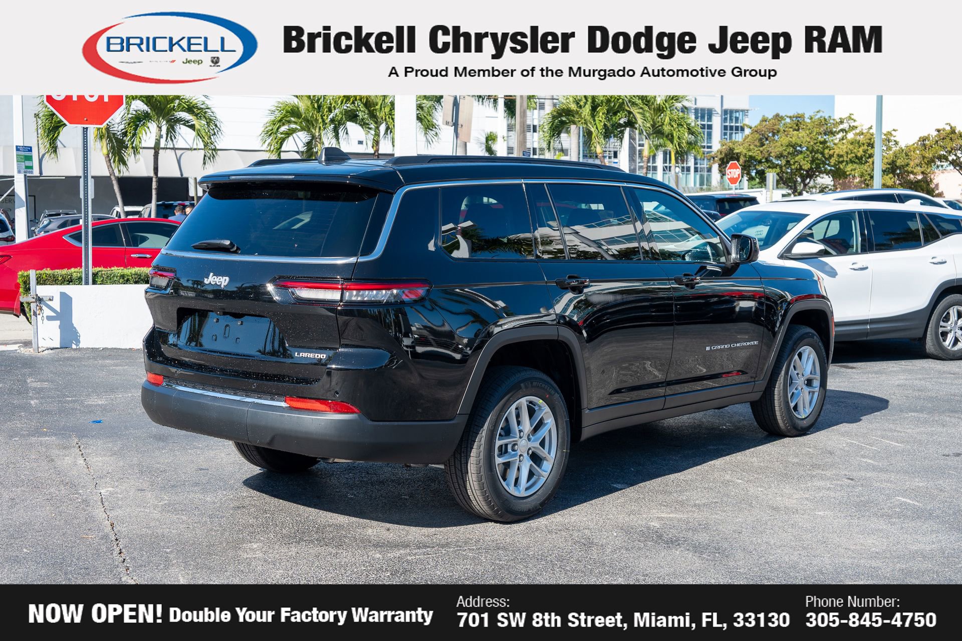 New 2025 Jeep Grand Cherokee L Laredo image 5