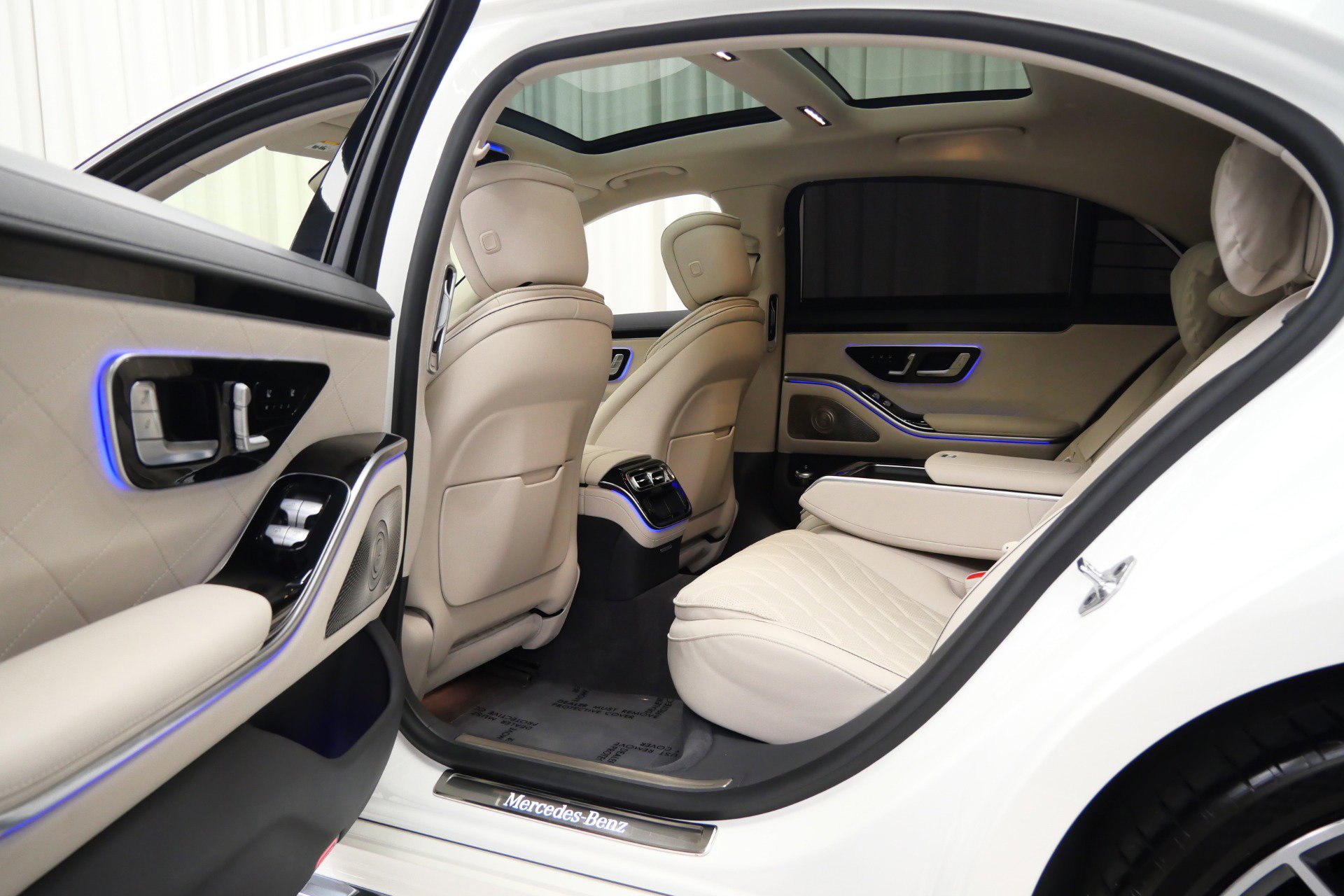 Used 2021 Mercedes-Benz S 580 4MATIC Sedan image 30