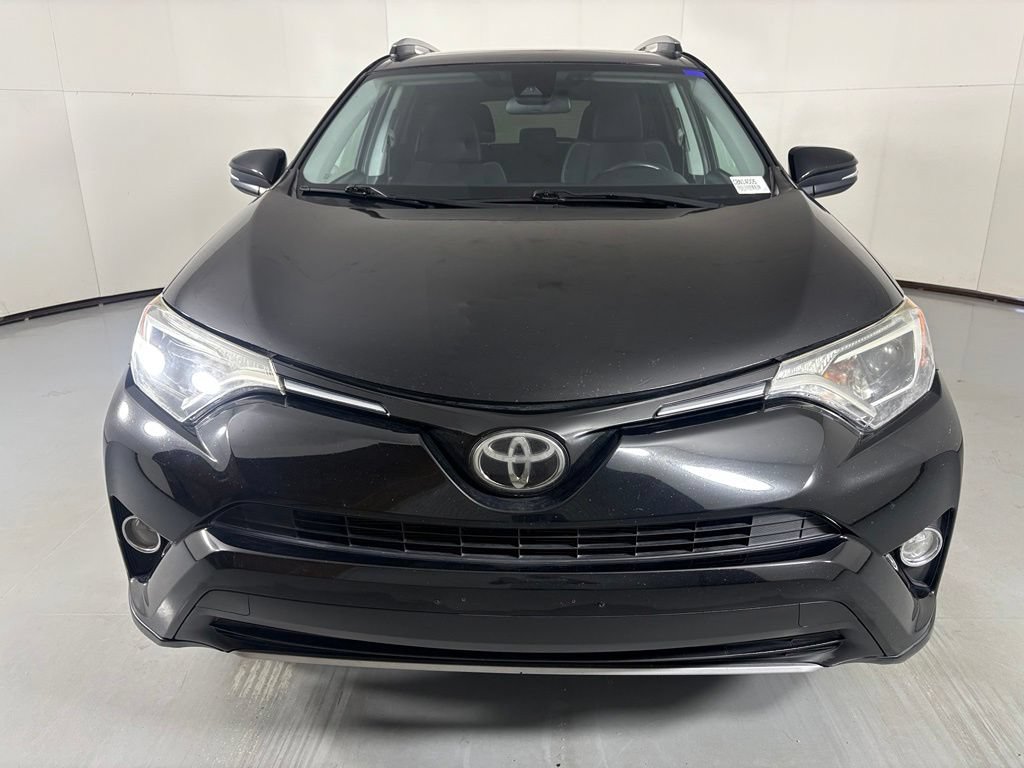 Used 2018 Toyota RAV4 XLE w/ Plus Extra Value Package AWD/4WD image 3