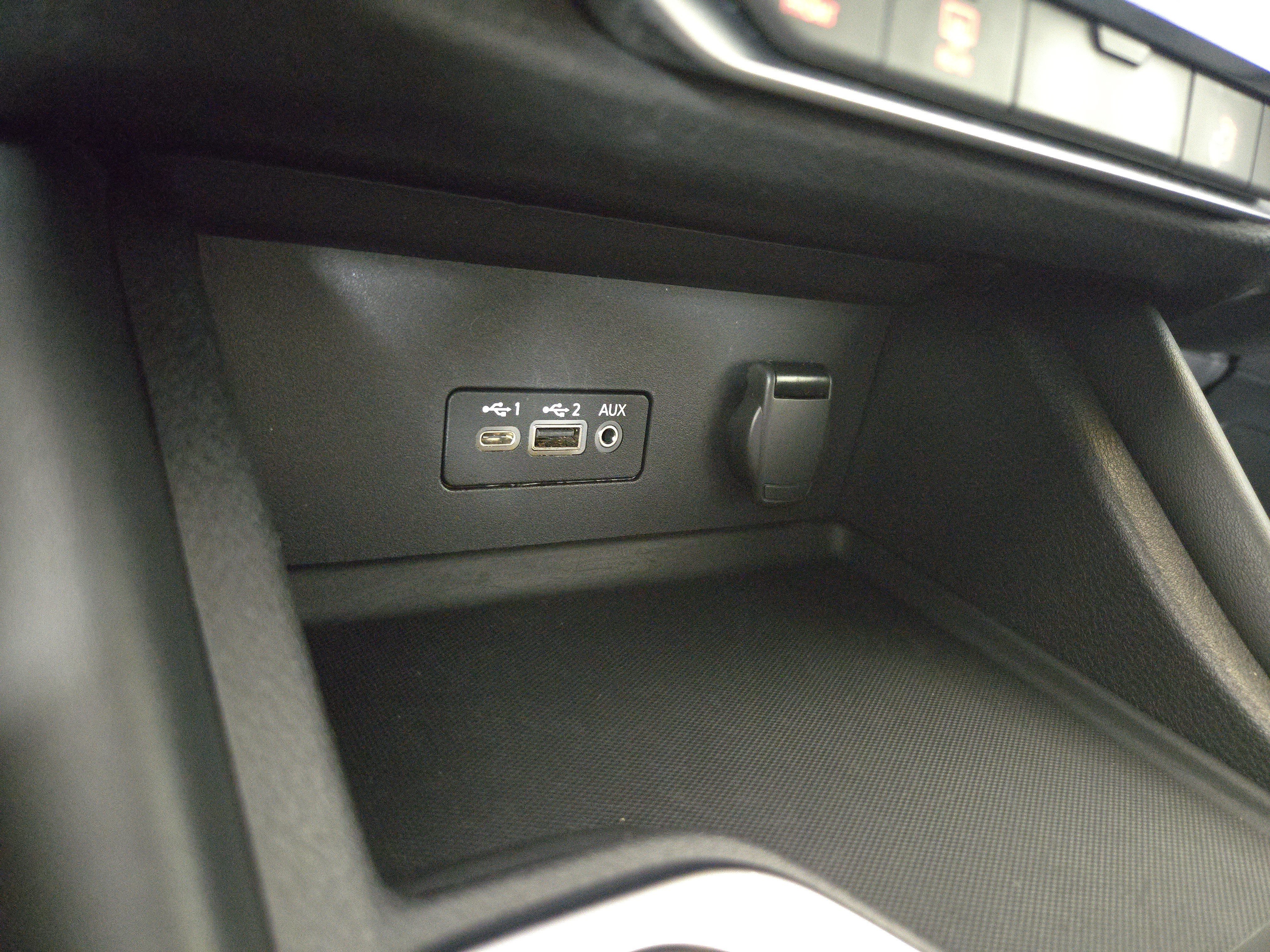 Used 2021 Nissan Sentra SR FWD image 25