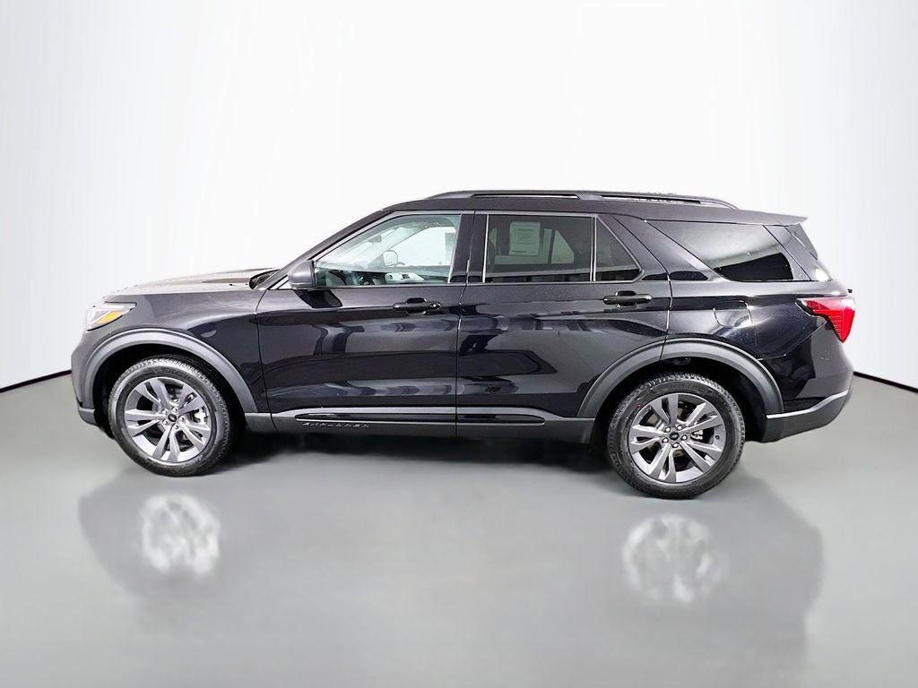 New 2026 Ford Explorer Active w/ Active Comfort Package image 6