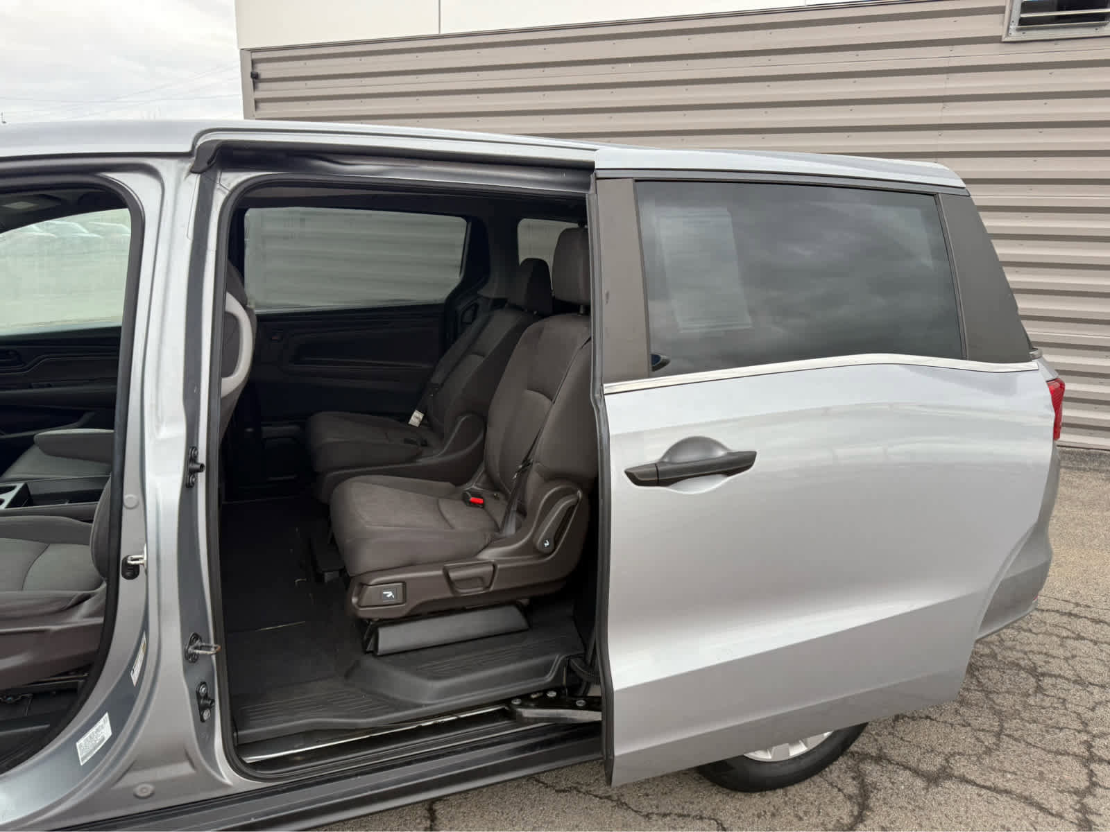 Used 2019 Honda Odyssey LX image 13