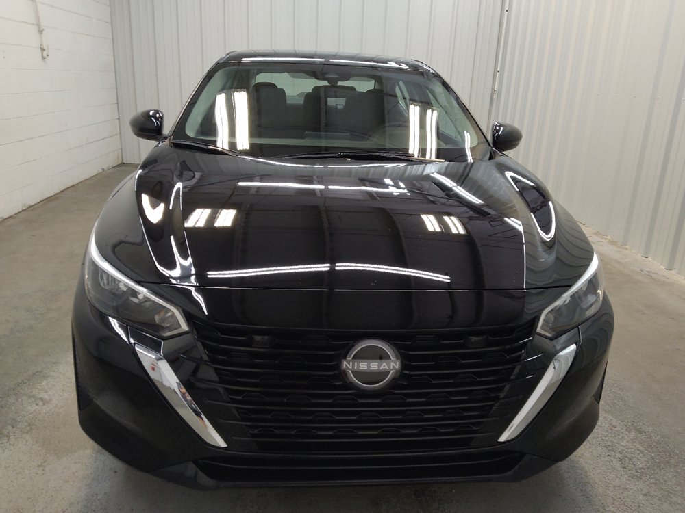 Used 2025 Nissan Sentra S FWD image 14
