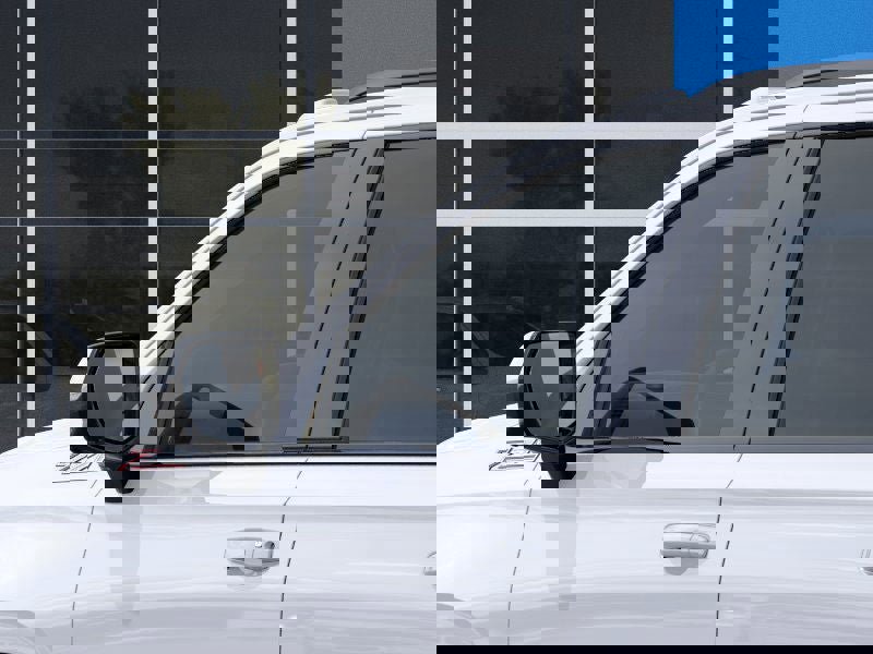 New 2026 Chevrolet Suburban Z71 image 12