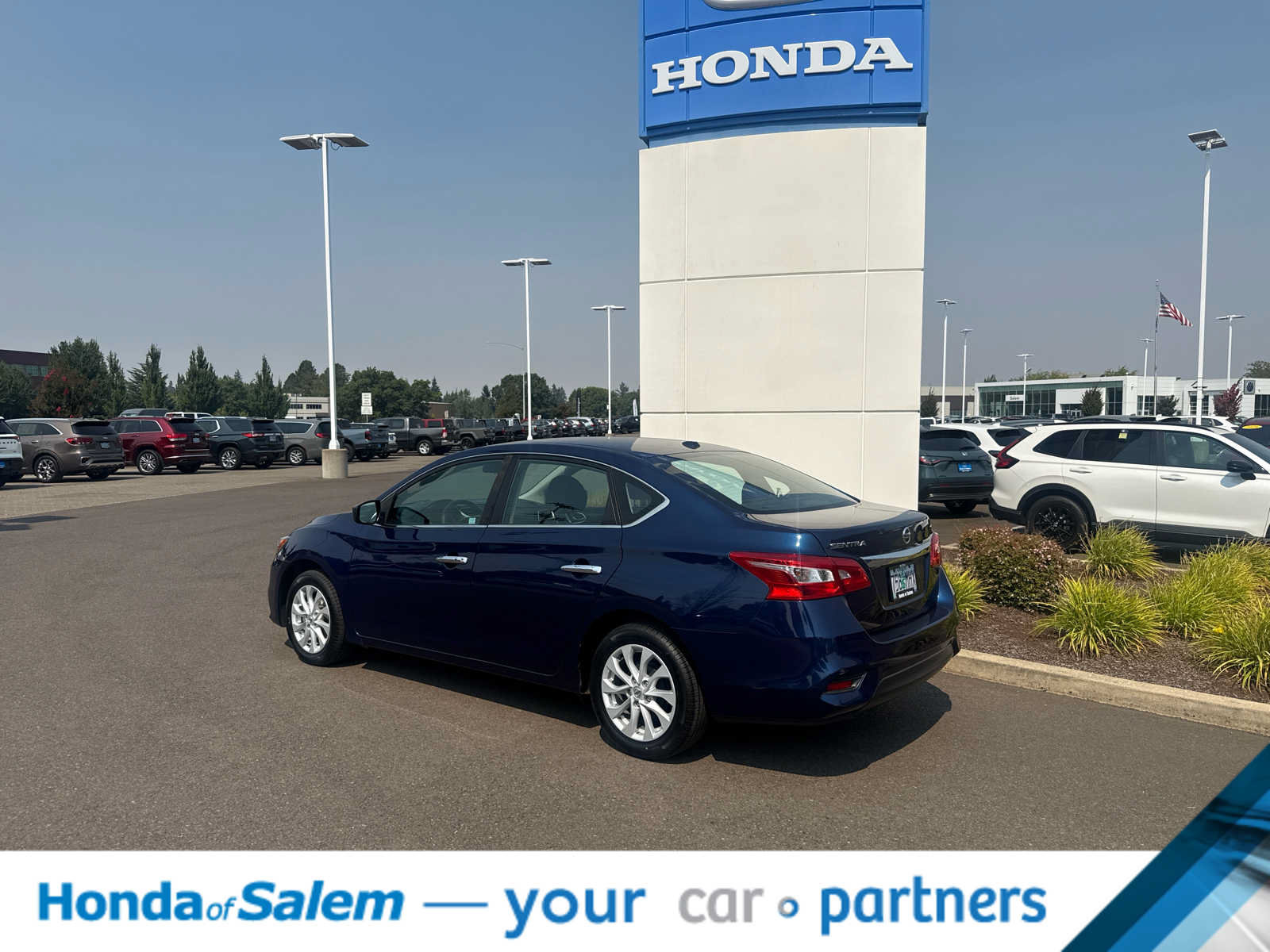 Used 2018 Nissan Sentra SV FWD image 4