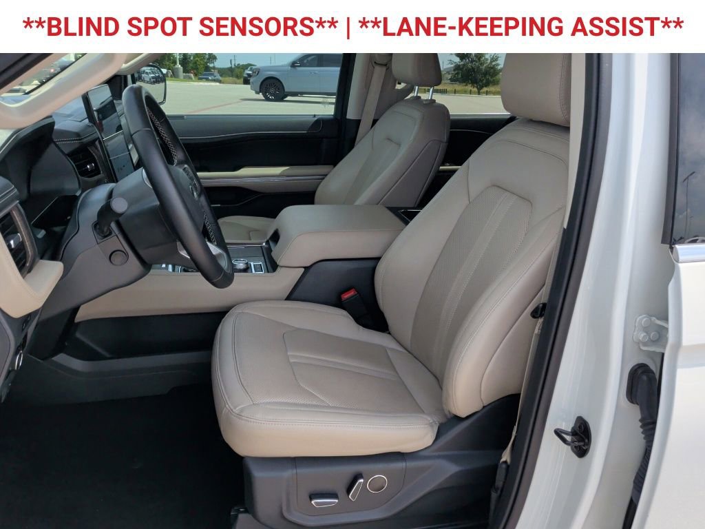 Used 2023 Ford Expedition Limited AWD/4WD image 12