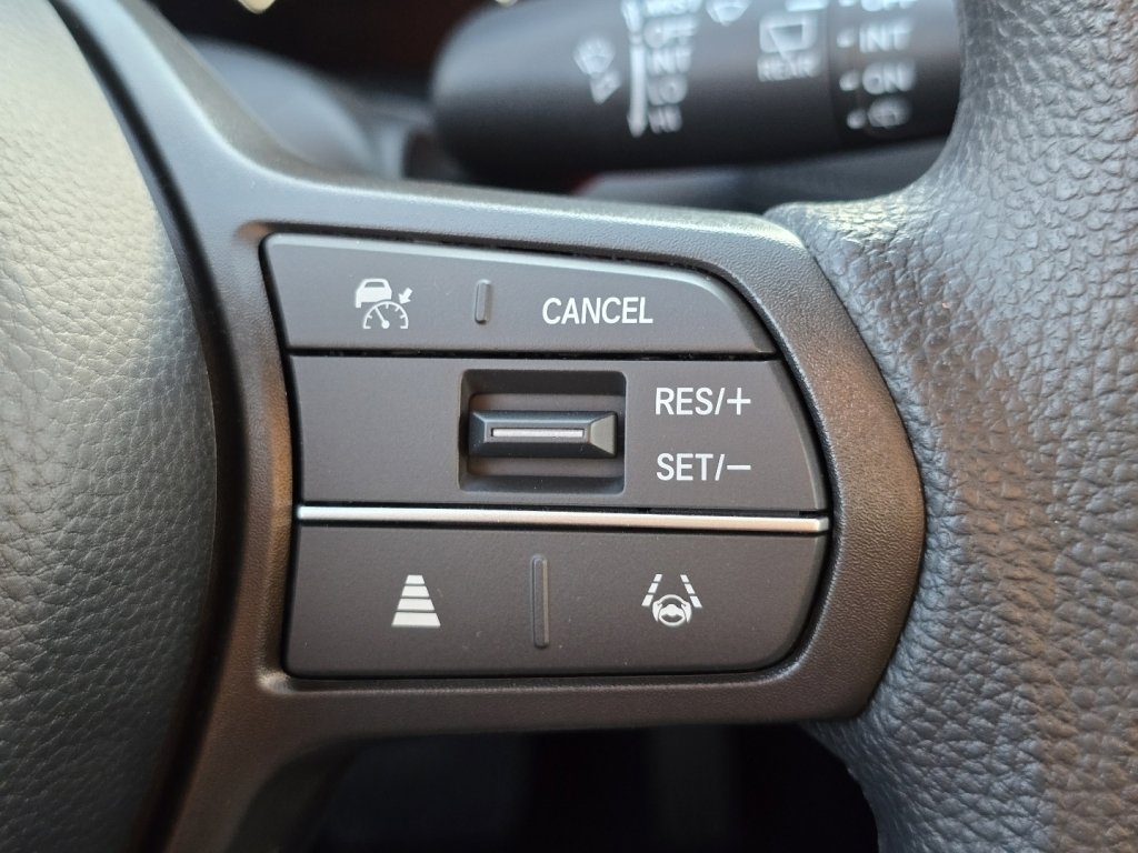 New 2026 Honda HR-V LX image 32