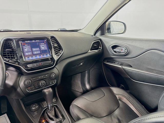 Used 2019 Jeep Cherokee Limited image 25