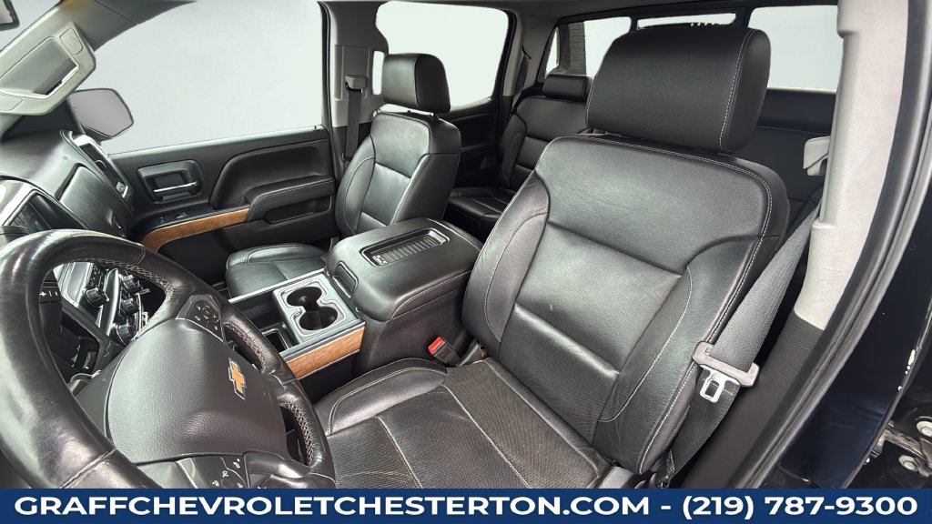 Used 2018 Chevrolet Silverado 1500 LTZ w/ High Desert Package AWD/4WD image 44