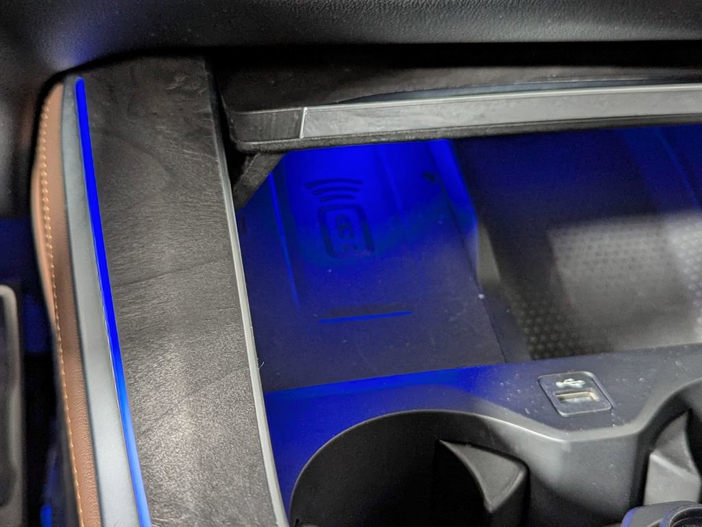 Certified 2024 BMW X5 xDrive40i w/ Executive Package image 38