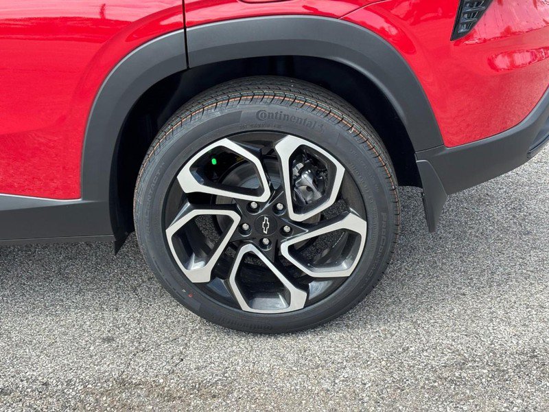 New 2026 Chevrolet Trax RS w/ Driver Confidence Package FWD image 4