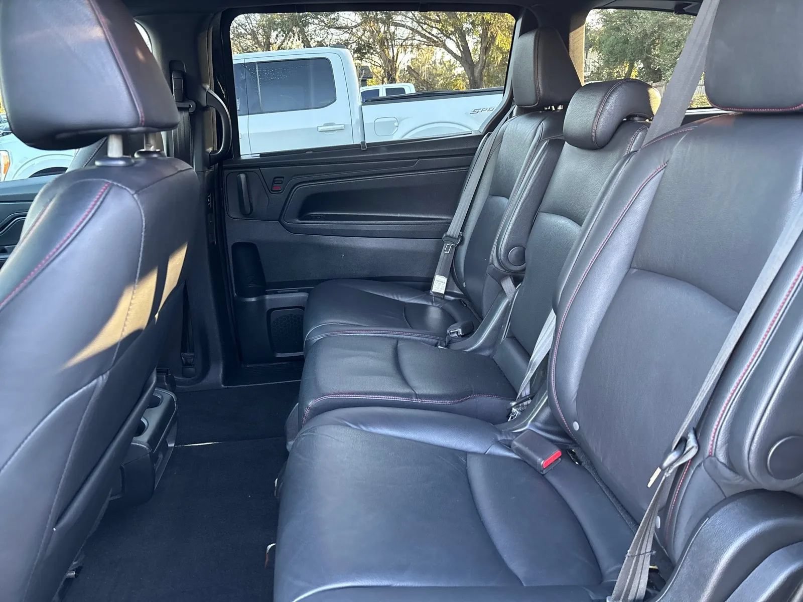 Used 2024 Honda Odyssey Sport image 11
