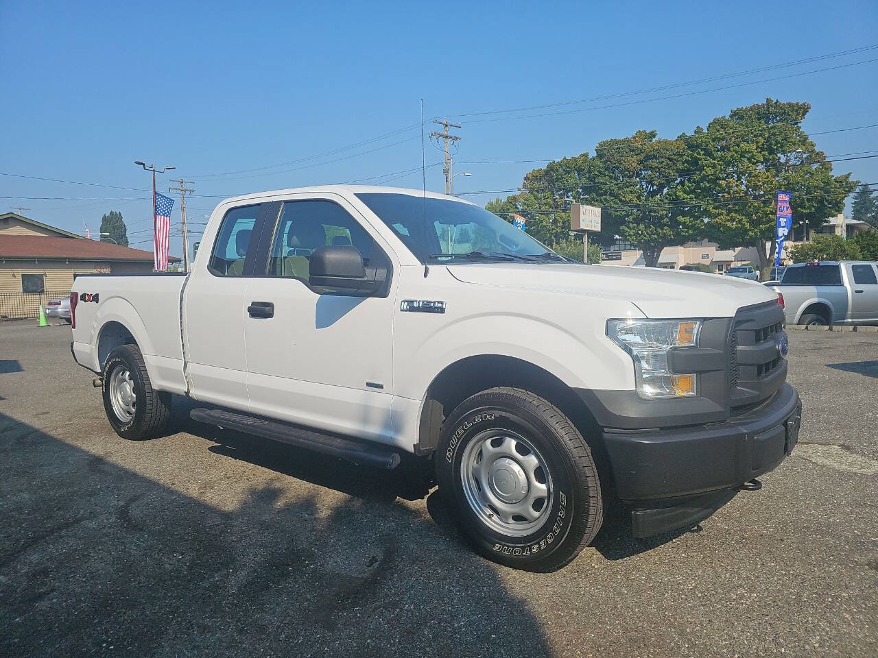 Used 2017 Ford F150 XL w/ Equipment Group 101A Mid image 3
