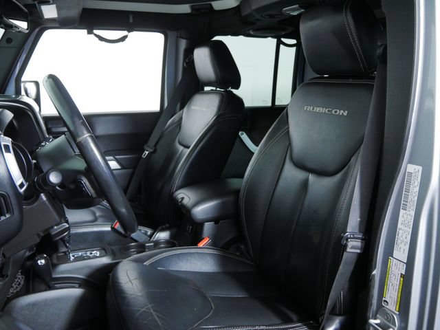 Used 2014 Jeep Wrangler Unlimited Rubicon w/ Dual Top Group AWD/4WD image 21