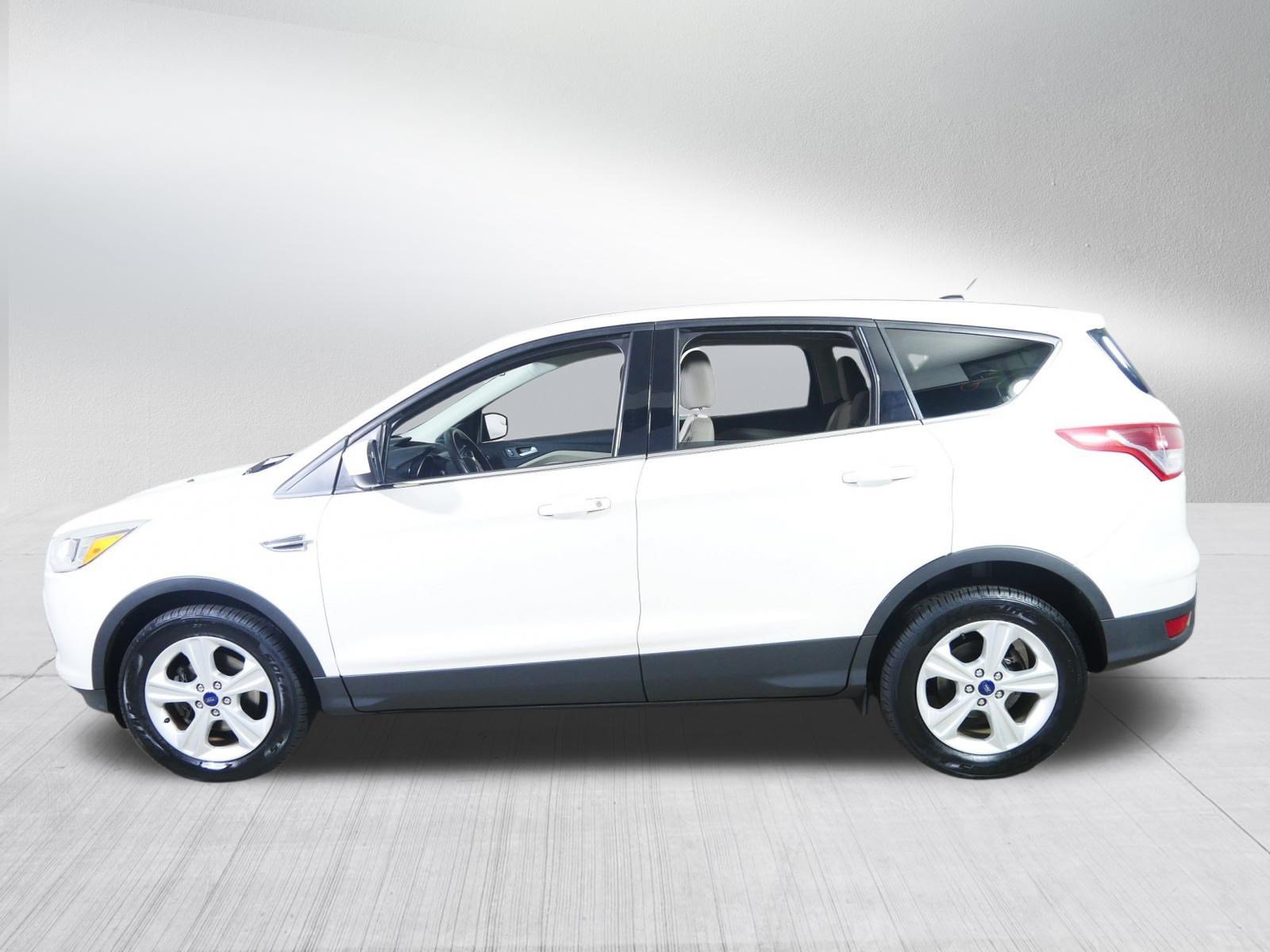 Used 2015 Ford Escape SE FWD image 4