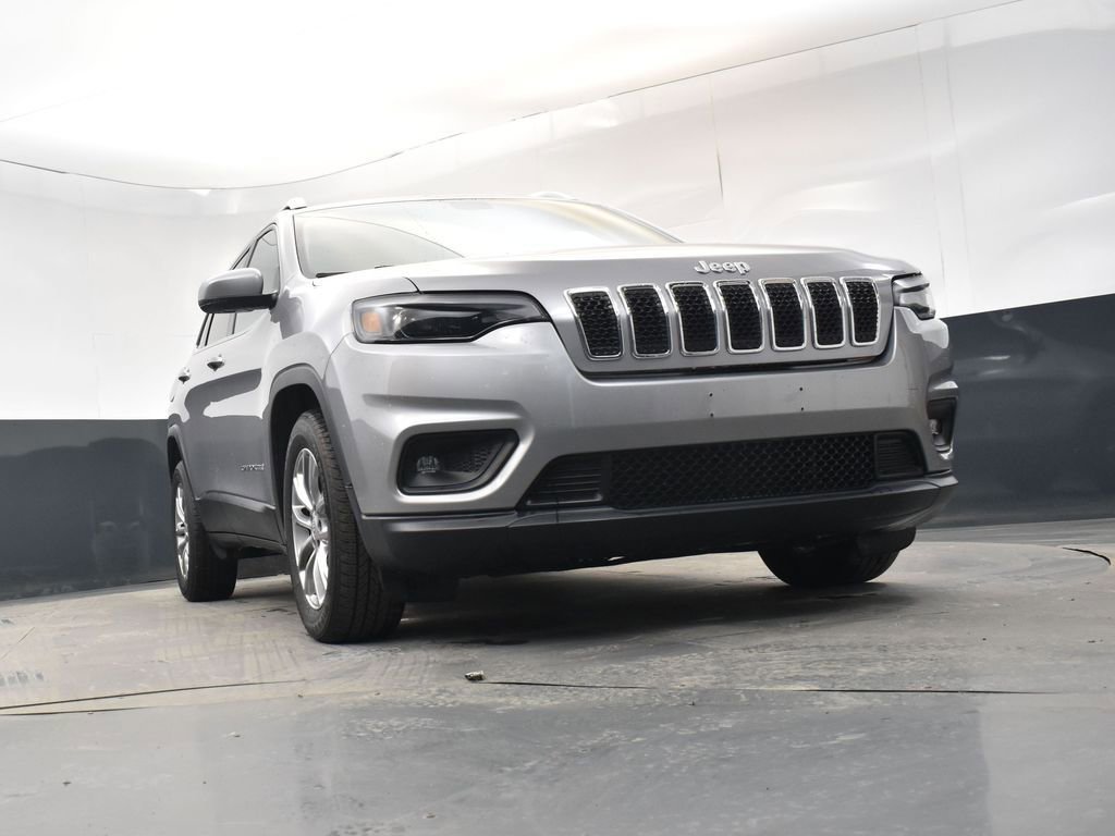 Used 2019 Jeep Cherokee Latitude Plus image 29