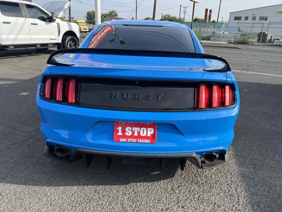 Used 2017 Ford Mustang Coupe RWD image 6