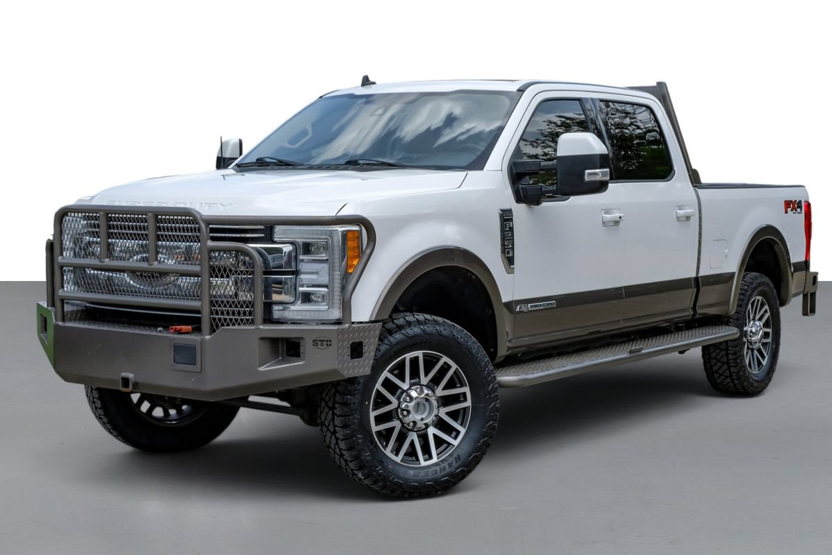 Used 2019 Ford F250 Lariat w/ Lariat Ultimate Package AWD/4WD image 4