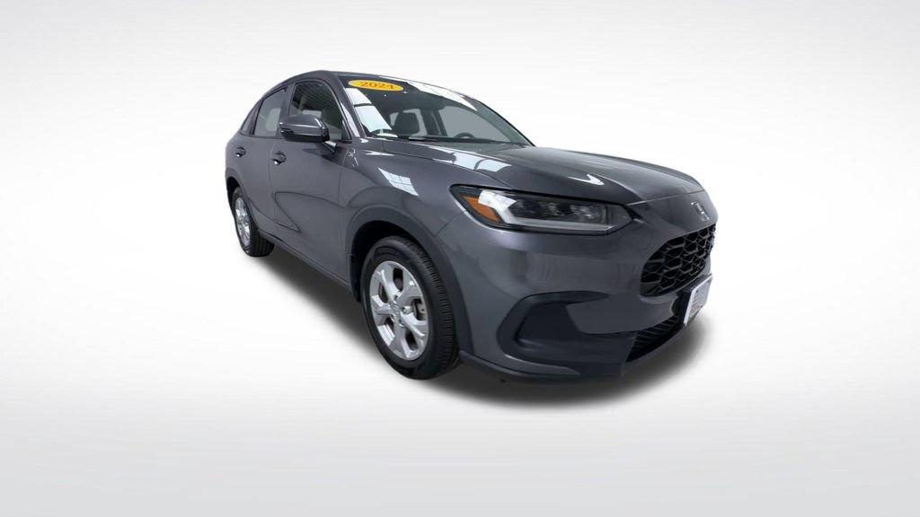 Used 2024 Honda HR-V LX image 2