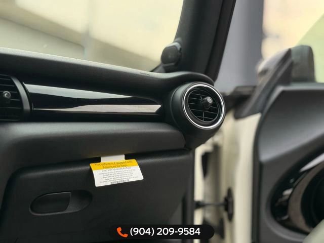 Used 2017 MINI Cooper 2-Door Hardtop image 20