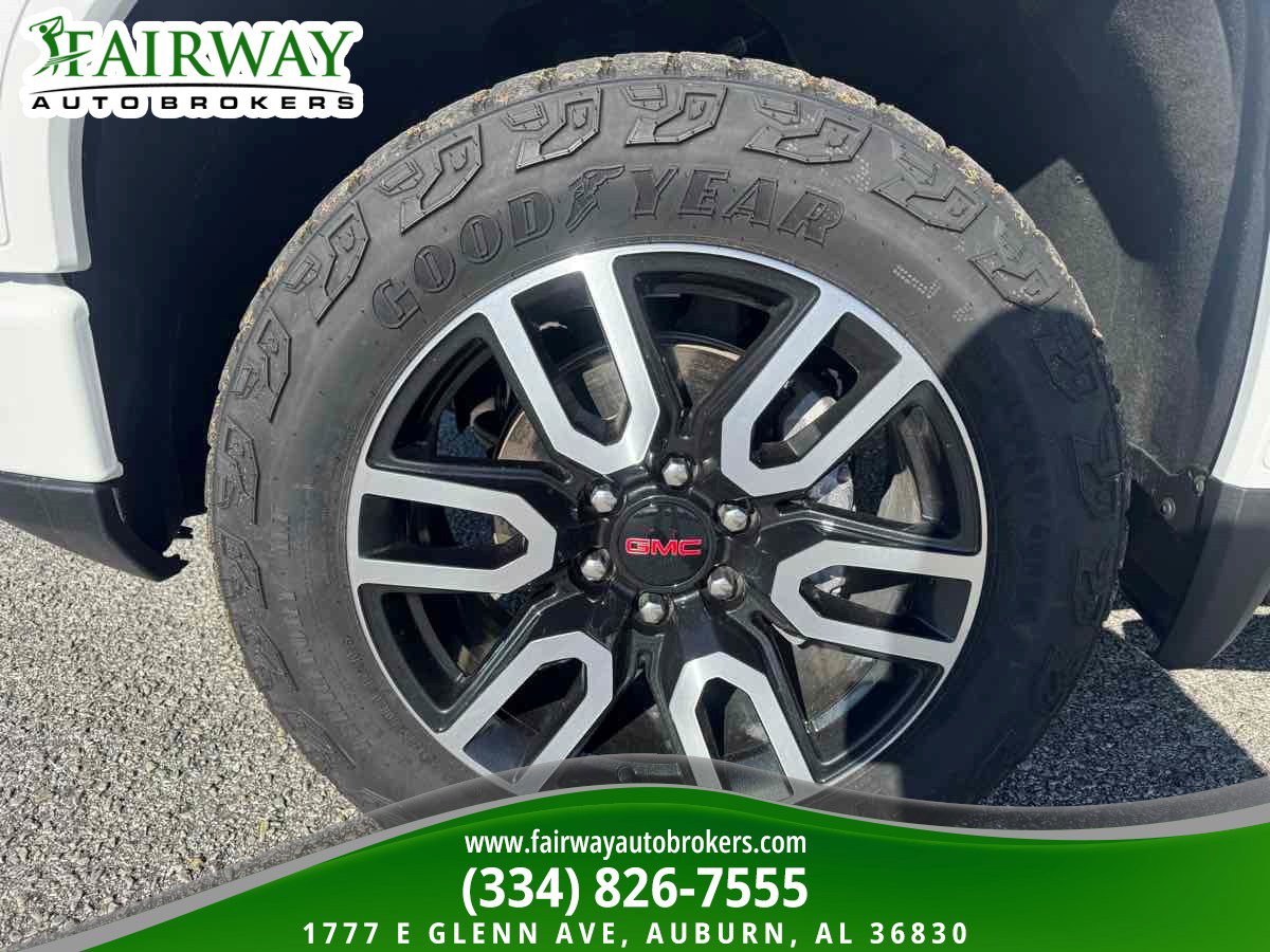 Used 2024 GMC Sierra 1500 AT4 w/ Technology Package image 31