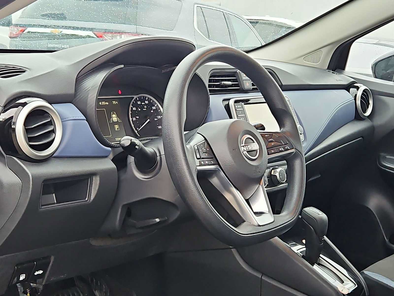 Used 2024 Nissan Versa SV FWD image 2