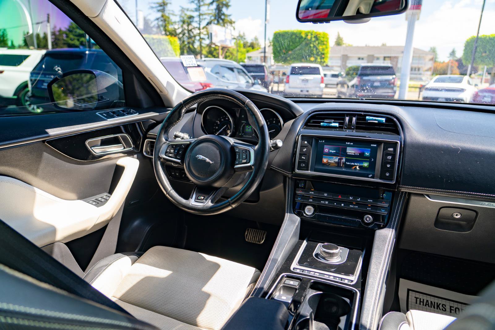 Used 2018 Jaguar F-PACE R-Sport AWD/4WD image 26