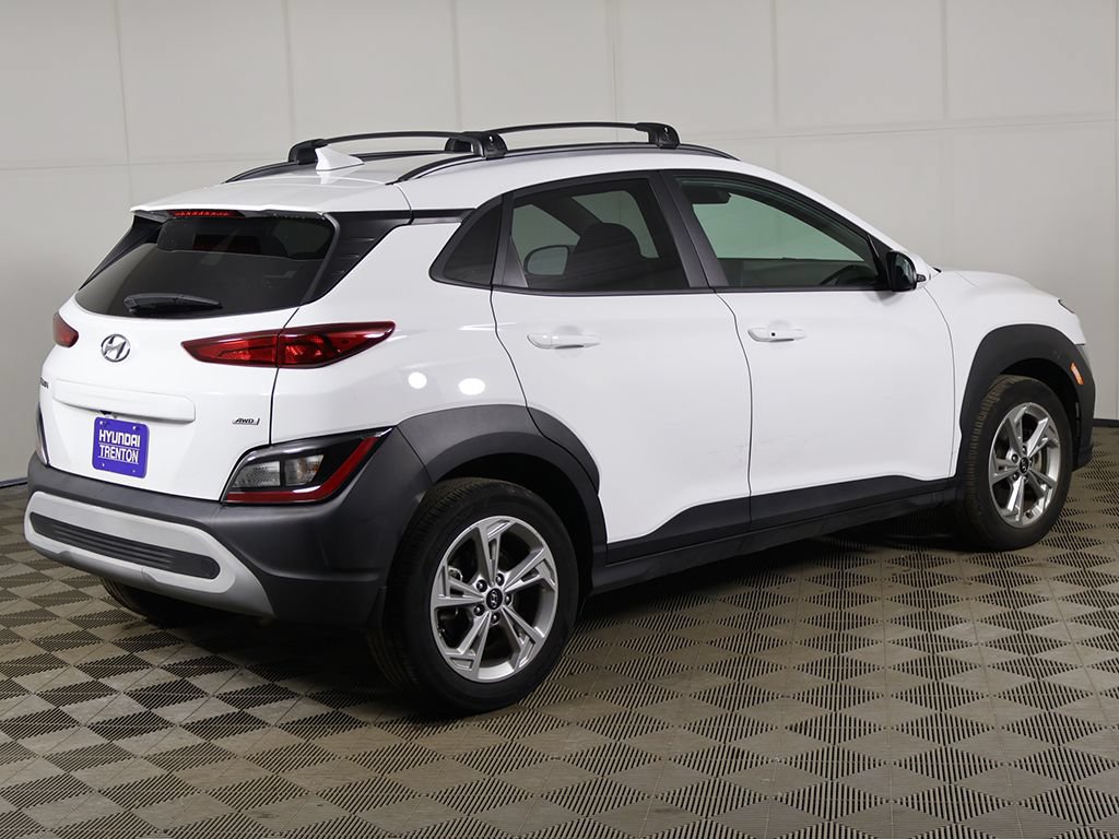 Used 2023 Hyundai Kona SEL AWD/4WD image 9