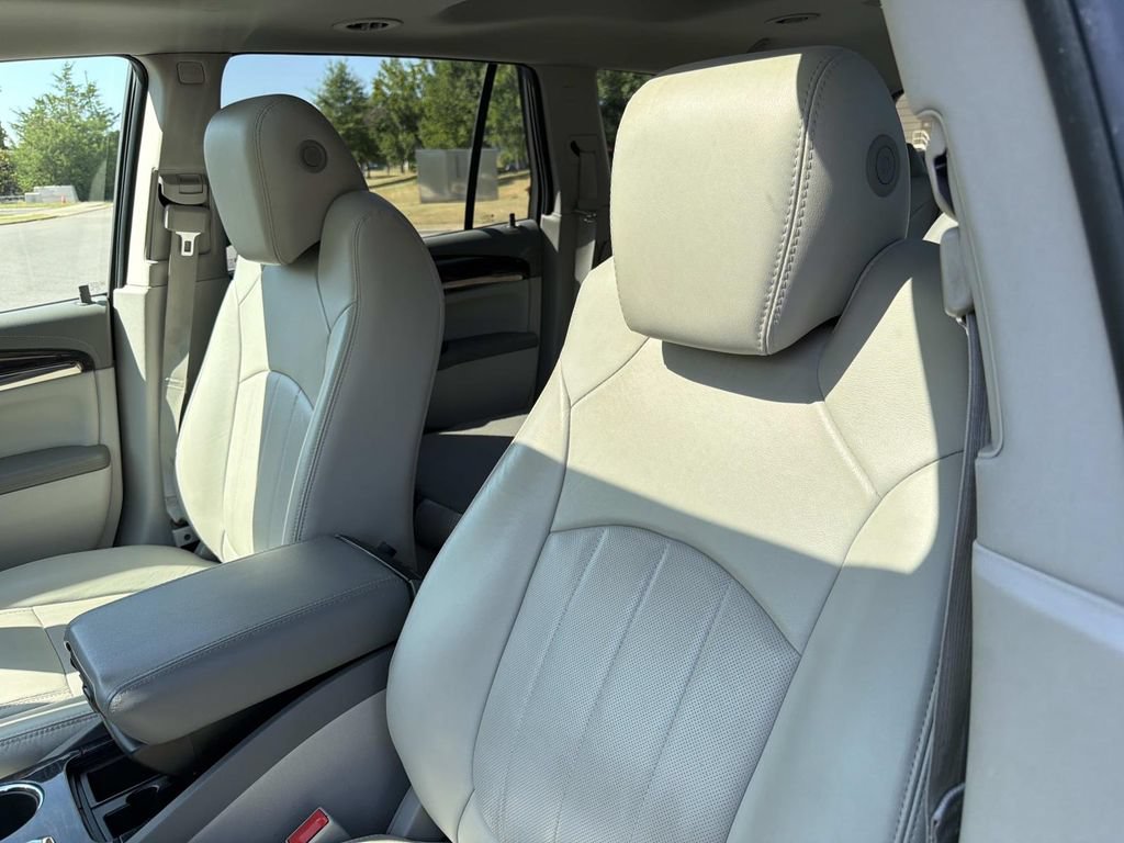 Used 2016 Buick Enclave Leather FWD image 24